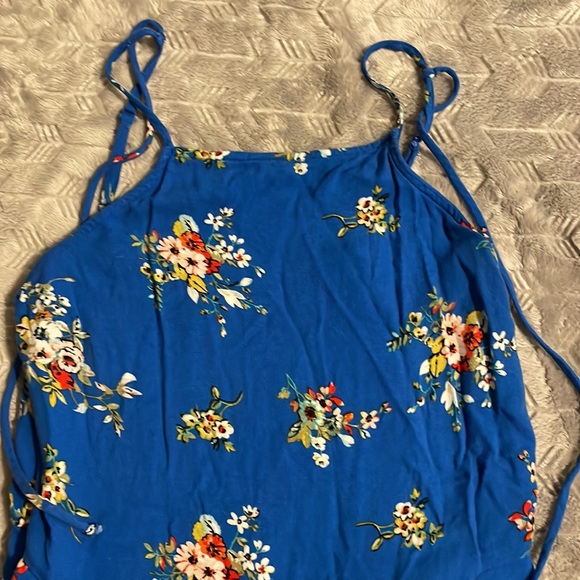 Romper - Picture 2 of 7